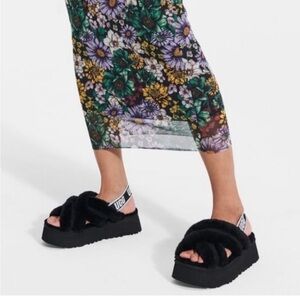 UGG  Disco Cross Slide